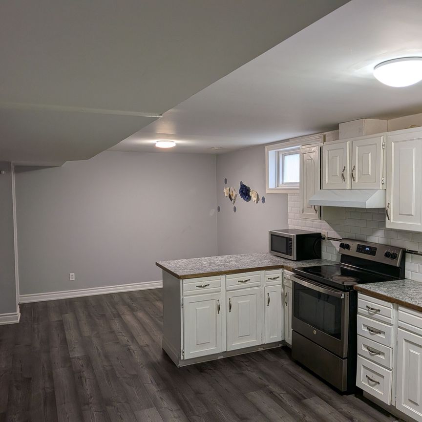 For Lease - 3 Panorama Crescent, Brampton, Ontario - Photo 1