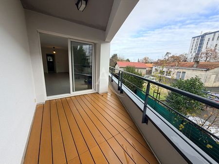 Location Appartement 2 pièces 50m² - Photo 4