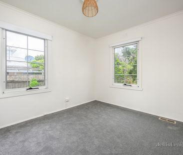 8 Hay Street, Preston VIC 3072 - House For Rent | Domain - Photo 1