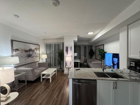 Yonge Street - Photo 3