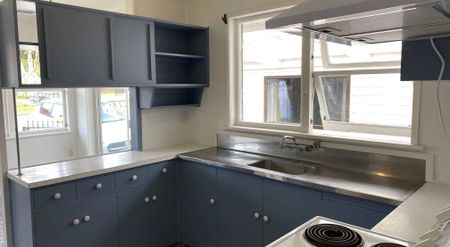 Tidy and cosy 3 bedroom house - Photo 3