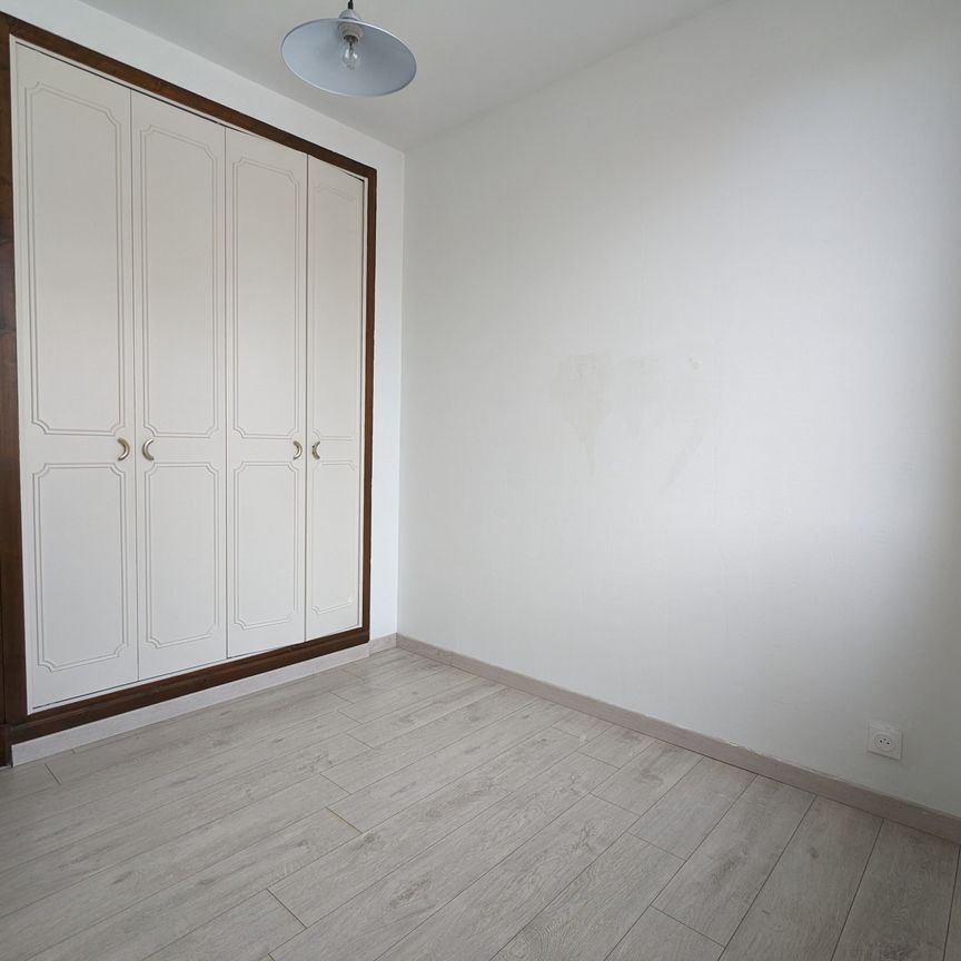 Location Appartement 4 pièces 82m² ISSOUDUN 36100 - Photo 1