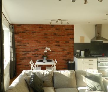 2 Bed Flat, Old Chapelfields, CV5 - Photo 2