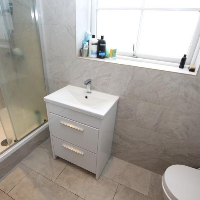 3 bedroom apartment to rent - Photo 1