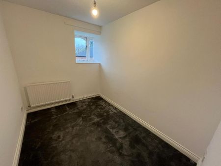 2 bedroom property to rent - Photo 3