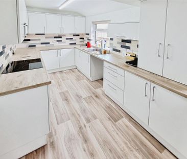 3 Bedroom House to Rent in Montague Street, Rushden, Northants, NN10 - Photo 6