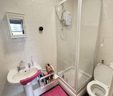 4 bedroom house to rent - Photo 3