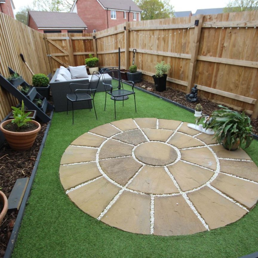 2 bed End of Terrace House for let - Photo 1