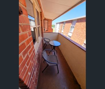 24/120 Terrace Road, Perth, WA 6000 - Photo 4