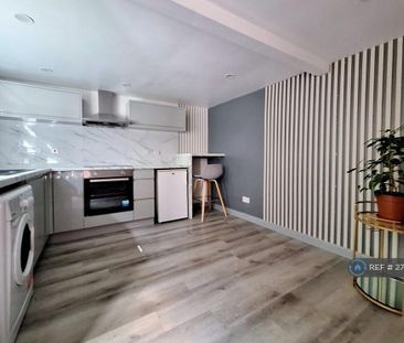 1 bedroom end of terrace house to rent - Photo 1