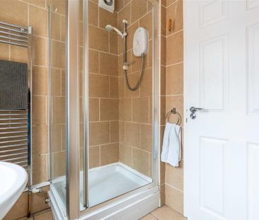 5 bedroom maisonette to rent - Photo 3