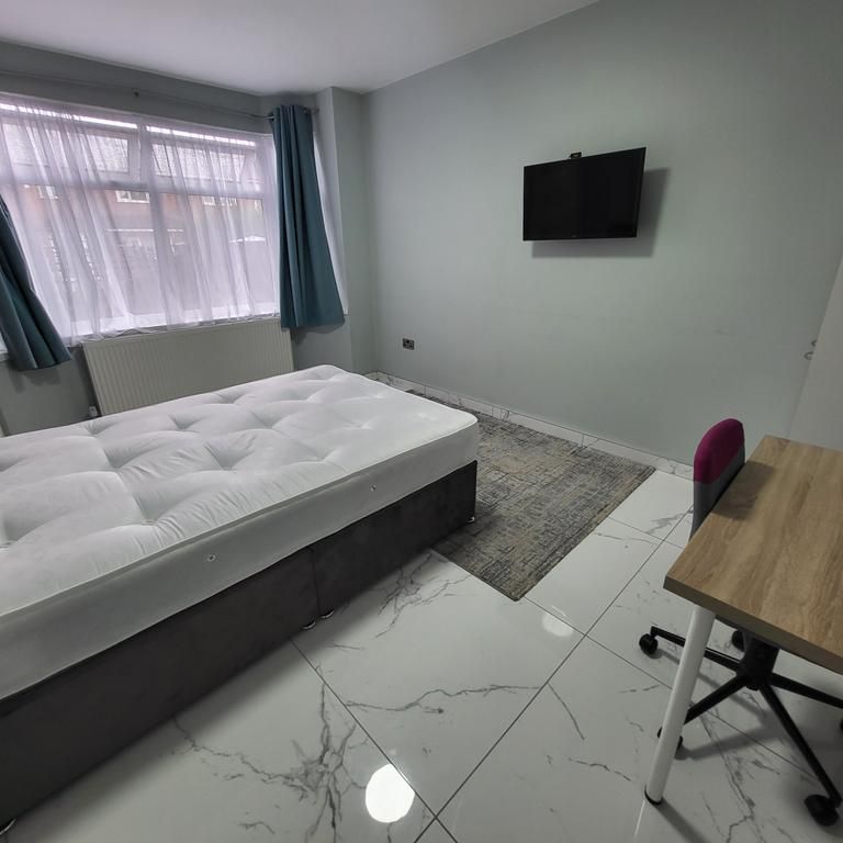 1 bedroom semi-detached house to rent - Photo 1