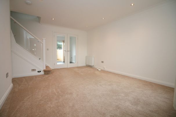 Kirk Road, North Lanarkshire, Wishaw, ML2 7DD - Photo 1