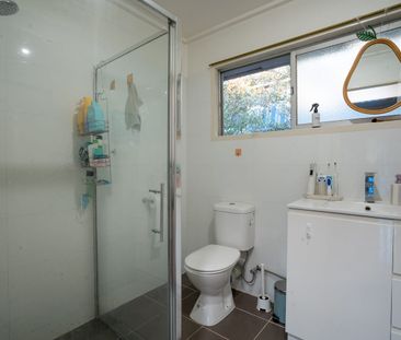 2/17 vimy Street, Bardon, Qld 4065 - Photo 4