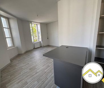 Location Appartement 2 pièces 41m² CHATEAUBRIANT 44110 - Photo 2