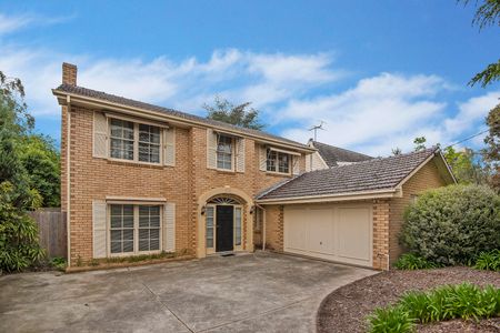 45 Greythorn Road, Balwyn North VIC 3104 - House For Rent | Domain - Photo 3