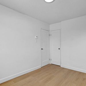 4.5 (7225-19-23) - 7085 Boulevard Viau, Saint-Leonard - Photo 2
