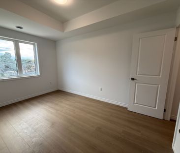 For Lease - 2 Slessor Boulevard Unit# 11, Grimsby, Ontario - Photo 1