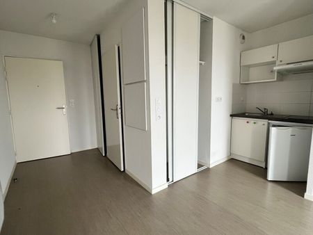 Location Appartement 1 pièce 22m² VILLENAVE D ORNON 33140 - Photo 2