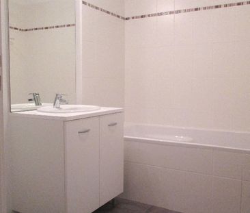Location Appartement 3 pièces 66m² ST JACQUES DE LA LANDE 35136 - Photo 1
