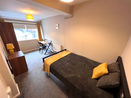 1 Bedroom House Share To Rent - Photo 4