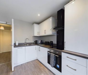 Apt 2, Castlereagh Road, Belfast, BT5 5FG - Photo 3