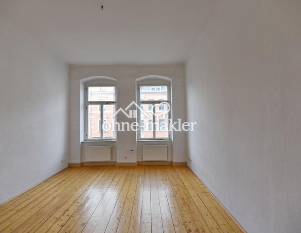 Dresden-Neustadt: WG-geeignete Helle 2-Raum-Wohnung CO 2.OG hi li E12 - Photo 1