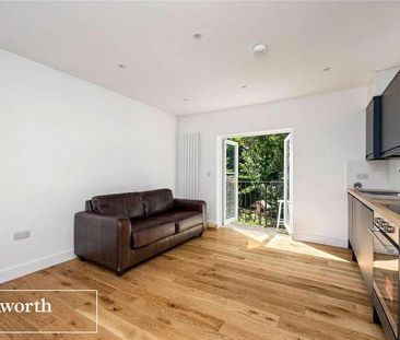 Annexe, The Upper Drive, Hove, East Sussex, BN3 - Photo 1