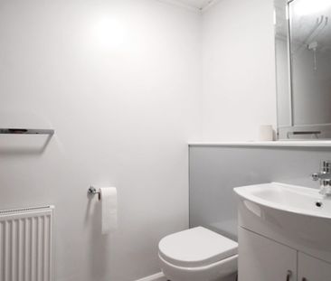 11 Emmerson Street - Photo 1