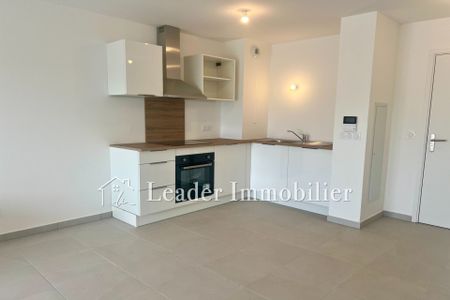 Location Appartement 2 pièces 41m² ANTIBES 06600 - Photo 3