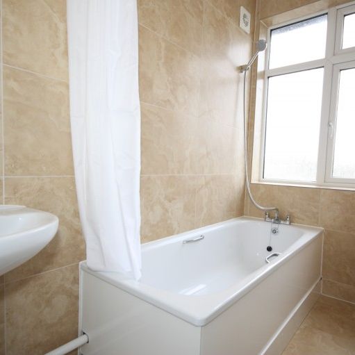 Old Woking, Woking - Photo 1