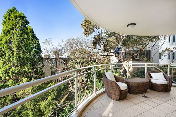 Light-Filled Coastal Sanctuary Moments from Bondi Beach - Photo 1