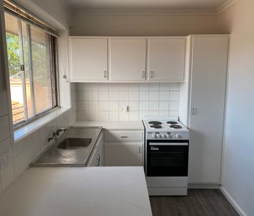 8/66 Lillimur Rd, Ormond VIC 3204 - Apartment For Rent | Domain - Photo 5