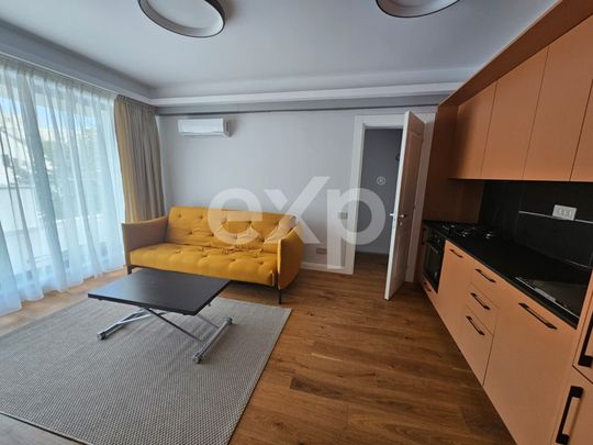 Unirii- Alongside Unirii Fountains, 2 camere -104mp - Photo 1