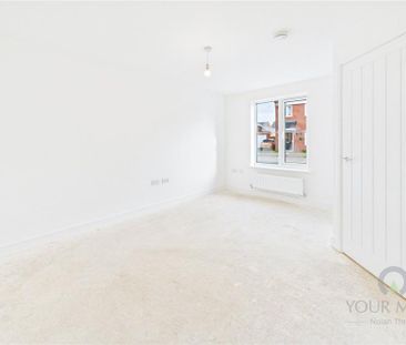 3 bedroom semi-detached house to rent - Photo 2