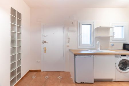 Piso de alquiler en Calle de Buenavista, 34, Embajadores - Lavapiés - Photo 5