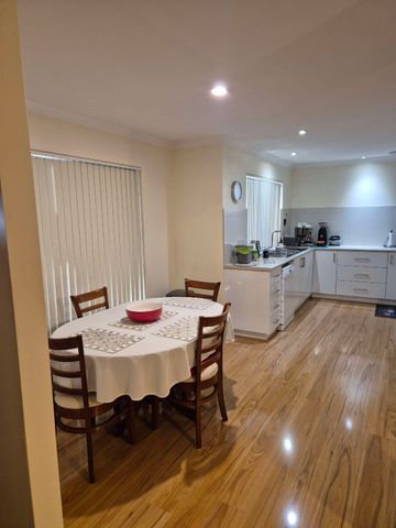 Beechboro - Photo 2
