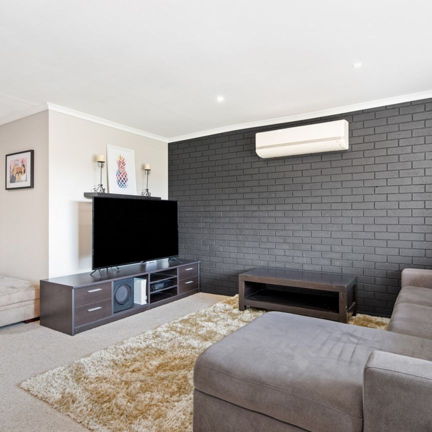 61 Marshall Street, Wodonga VIC 3690 - House For Rent | Domain - Photo 1