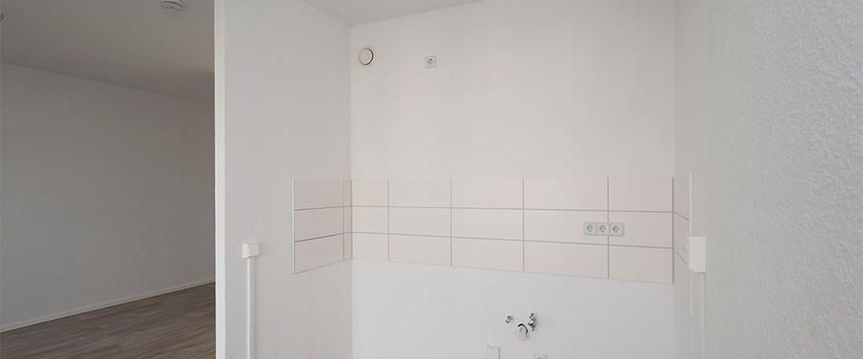 Sofort bezugsfertige Zwei-Raum-Wohnung in seniorenfreundlichem Wohnhaus - Photo 1