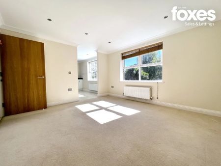 1 bed flat to rent in Wimborne Road, Bournemouth, BH2 - Photo 2