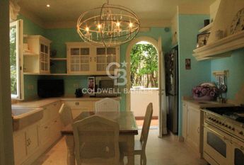 Via A. Volta, 1, Forte dei Marmi, Tuscany 55042