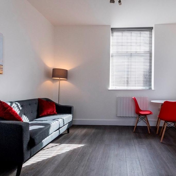 2 bedroom flat to rent - Photo 1