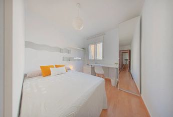 Calle de los Juglares, Madrid, Community of Madrid 28032