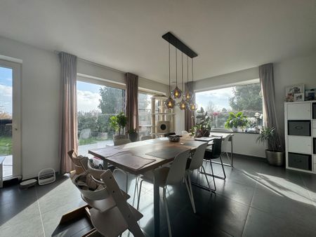 Huis - Te huur - Photo 2