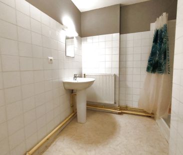 Location Appartement 3 pièces 40m² VARENNES SUR ALLIER 03150 - Photo 3