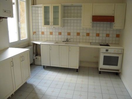 Location Appartement 4 pièces 96m² REIMS 51100 - Photo 4