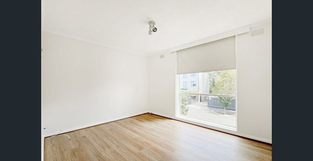 THE BEST LOCATION IN TOWN!! - Photo 1