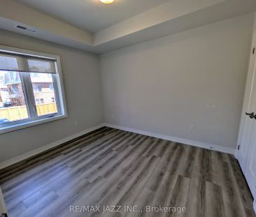 750 King Street E #201 - Photo 4