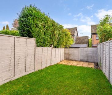 2 bedroom end of terrace house to rent - Photo 1