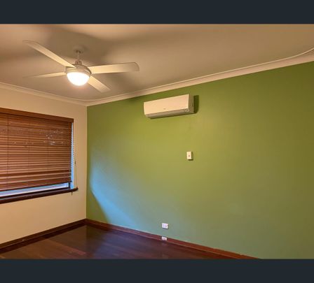 805 Armadale Road, Forrestdale, WA 6112 - Photo 1